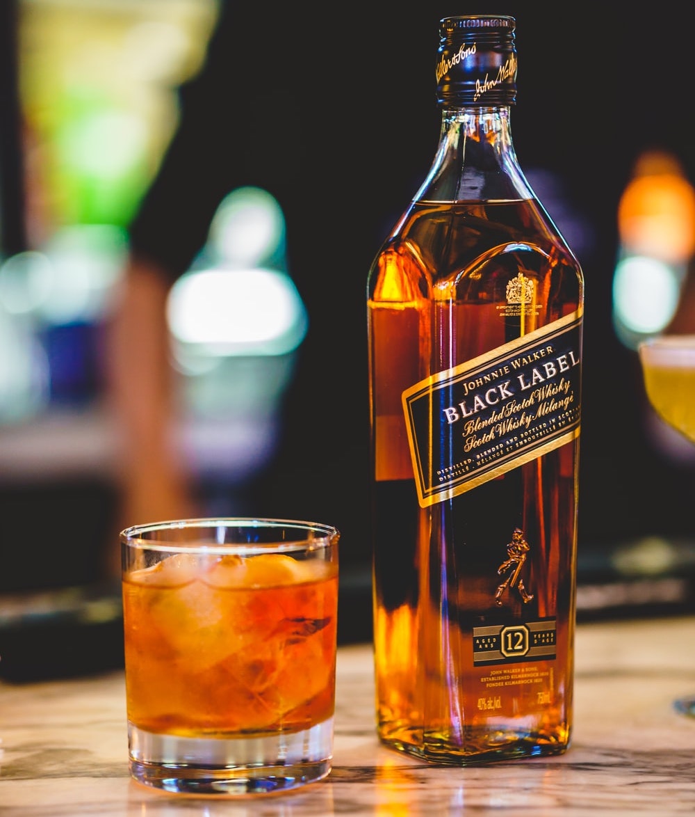 photo-1569529465841-dfecdab7503b